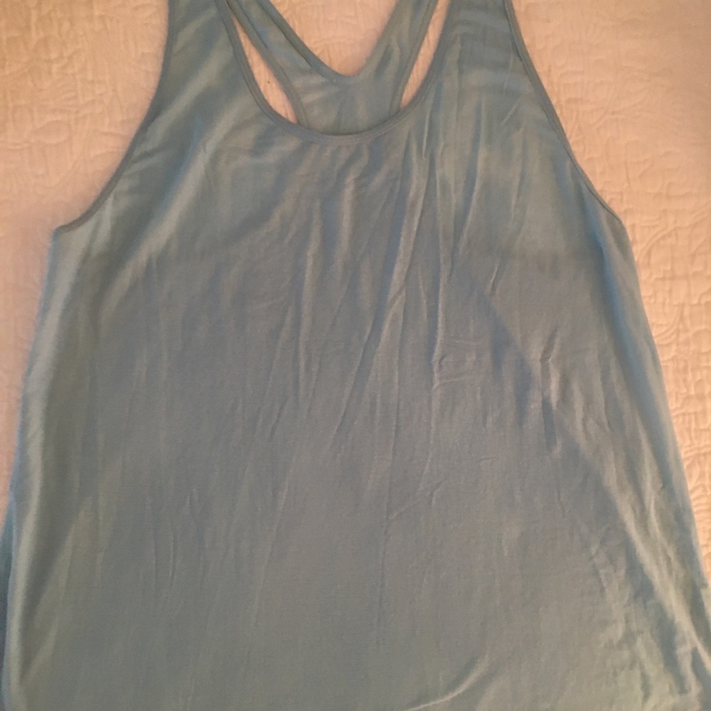 Lululemon top